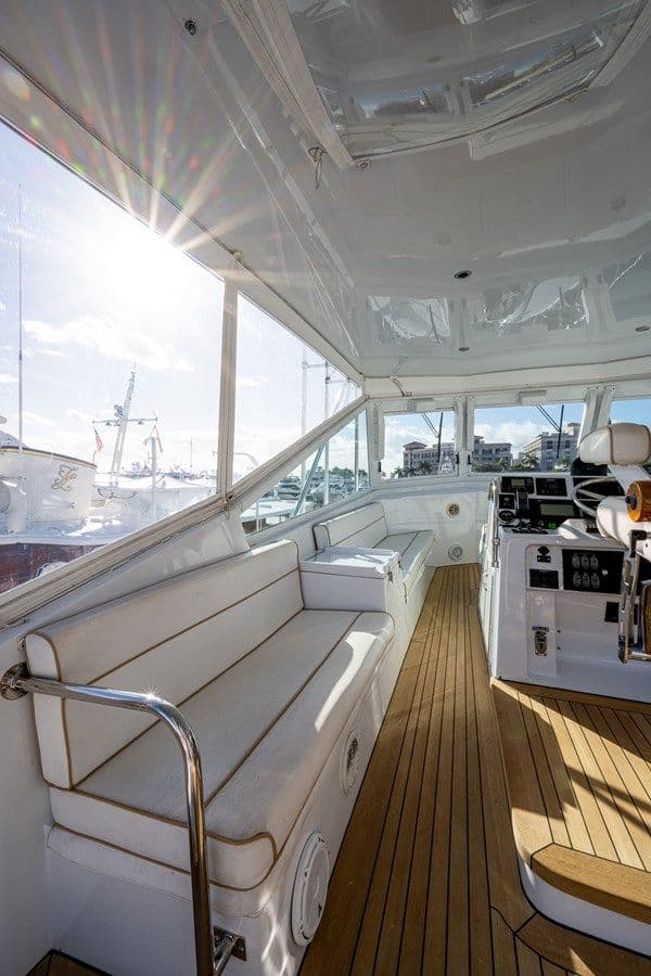 Купить ENCHANTRESS 65