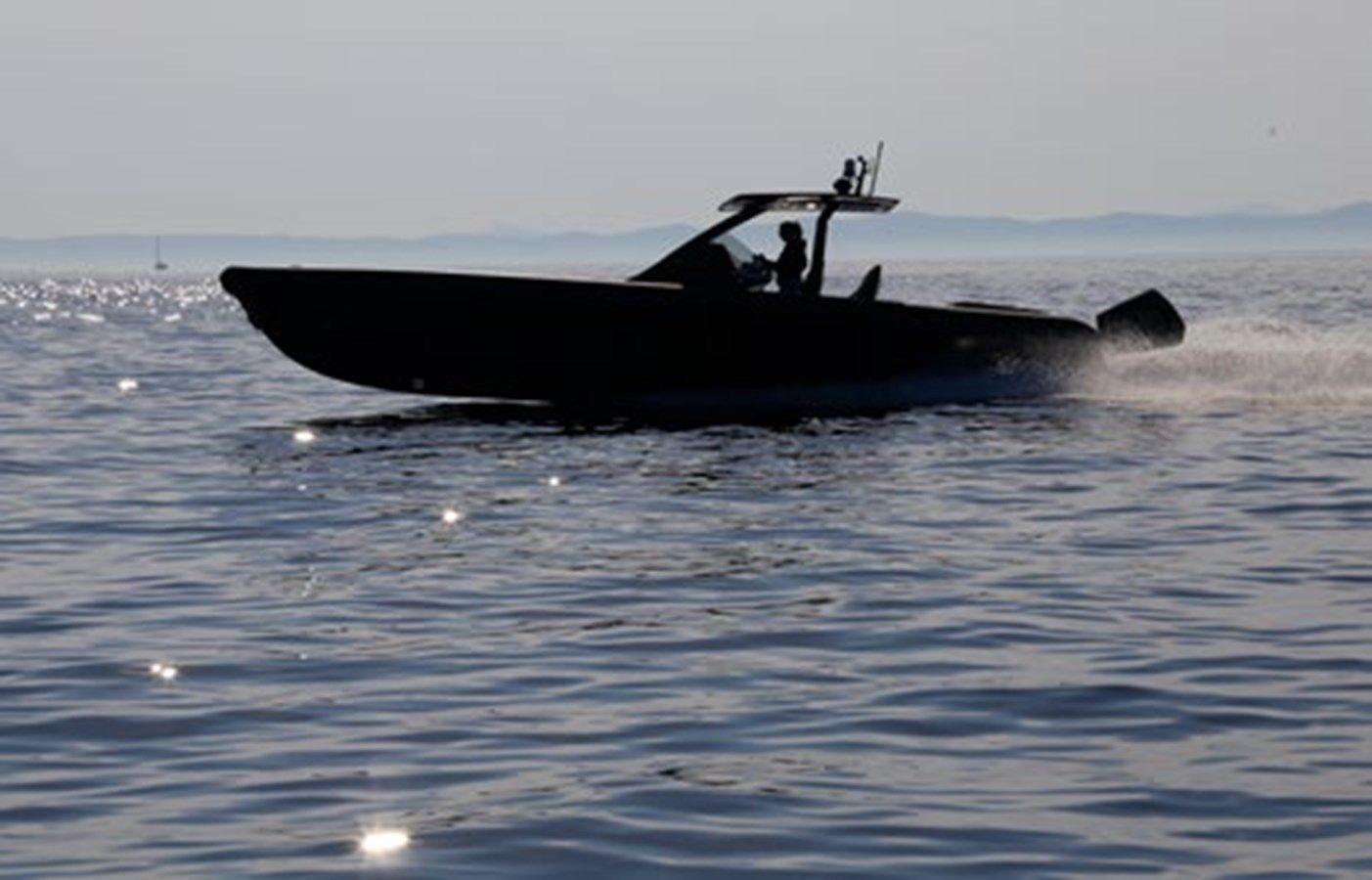 TECHNOHULL 38 GRAND SPORT 38 GRAND SPORT price