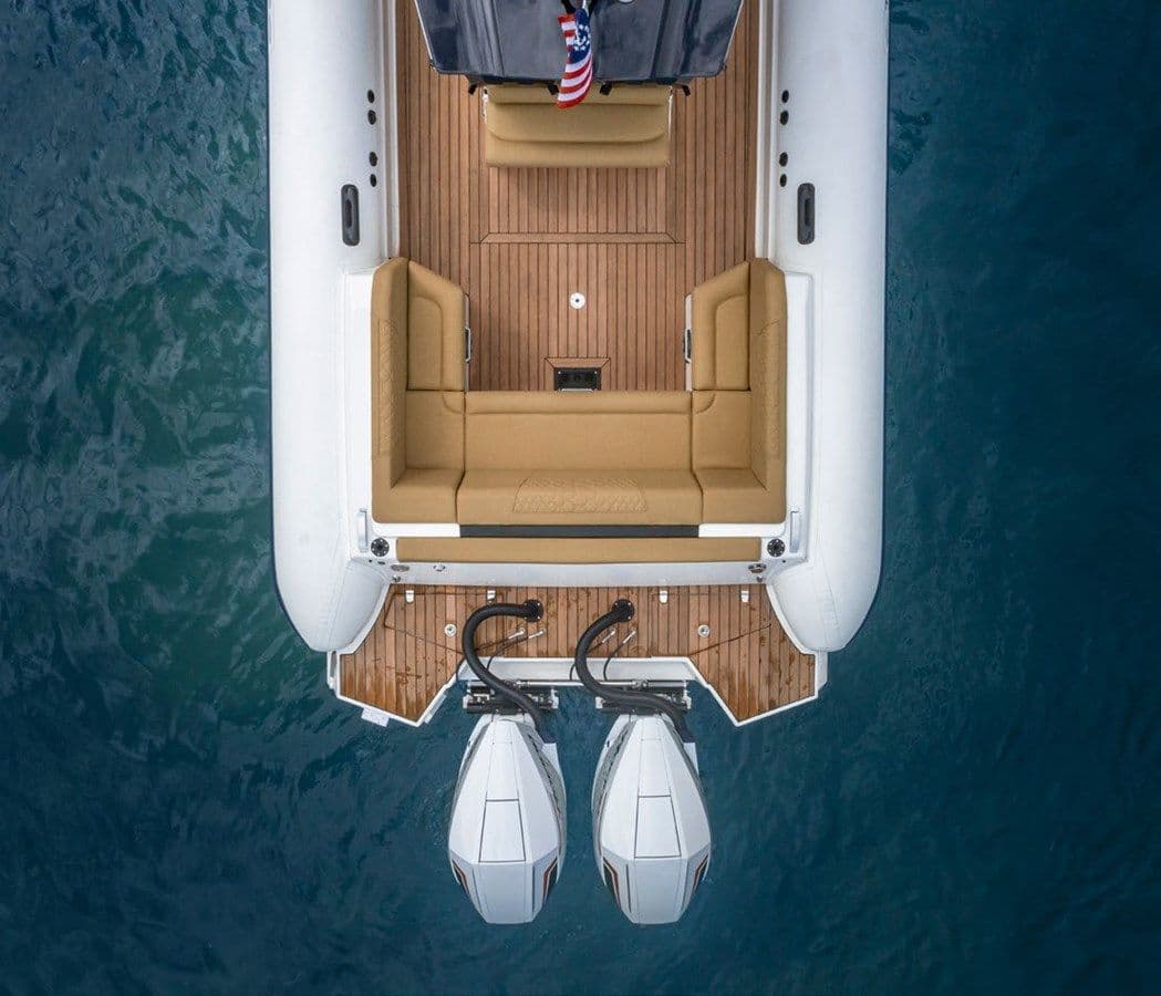 TECHNOHULL 38 GRAND SPORT - TECHNOHULL