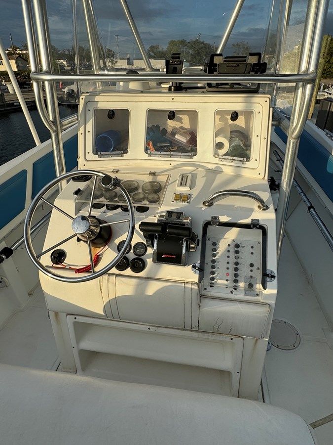 Купить undefined 2000