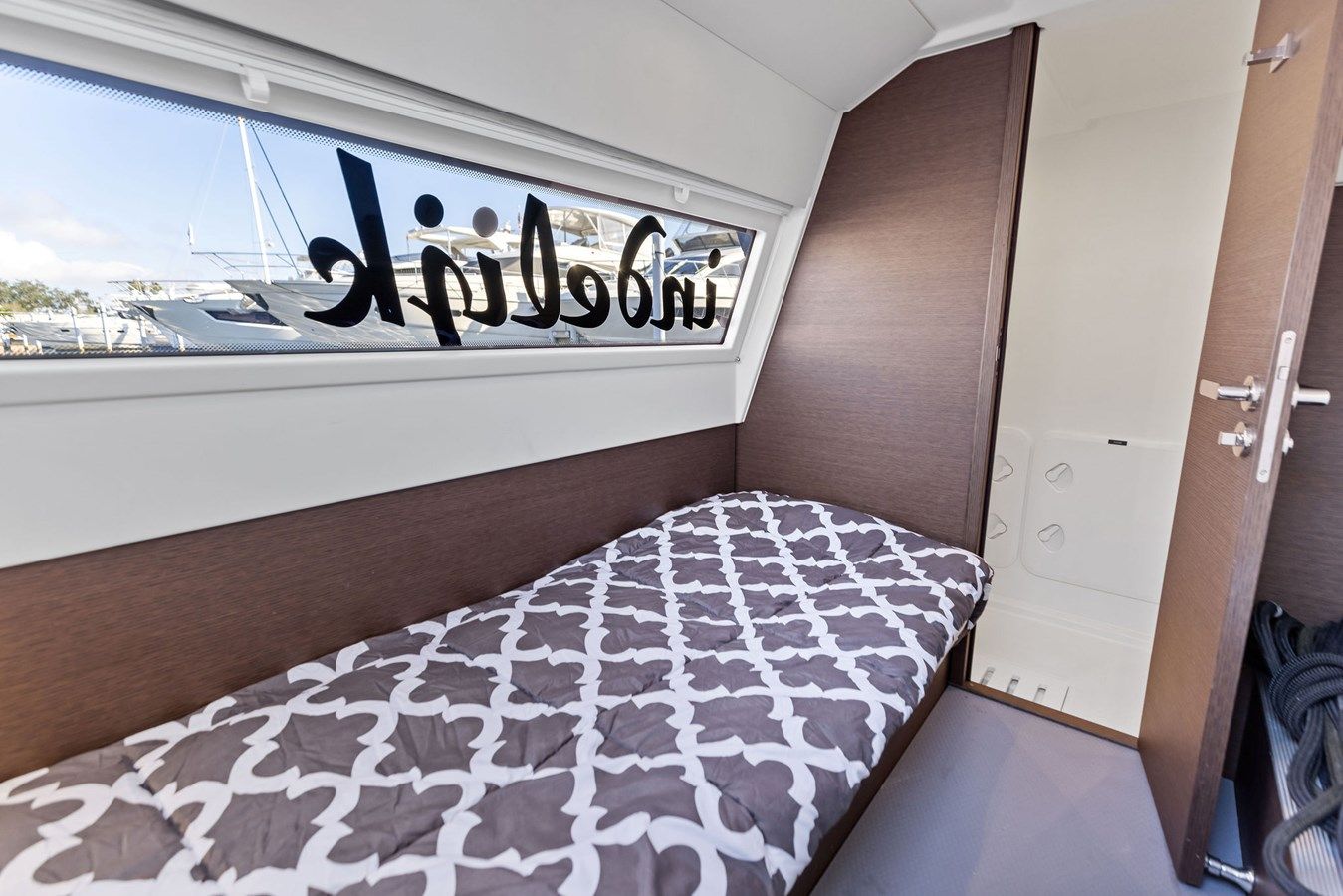 Лучшая цена на H2OFFICE - PRESTIGE