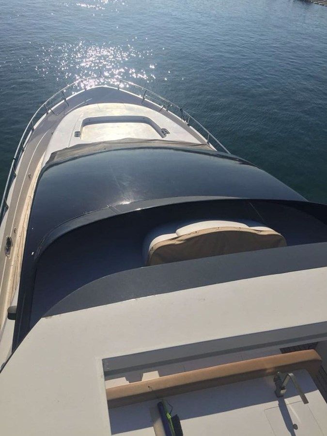 Купить яхту YAIZA 82 GLX в Shestakov Yacht Sales