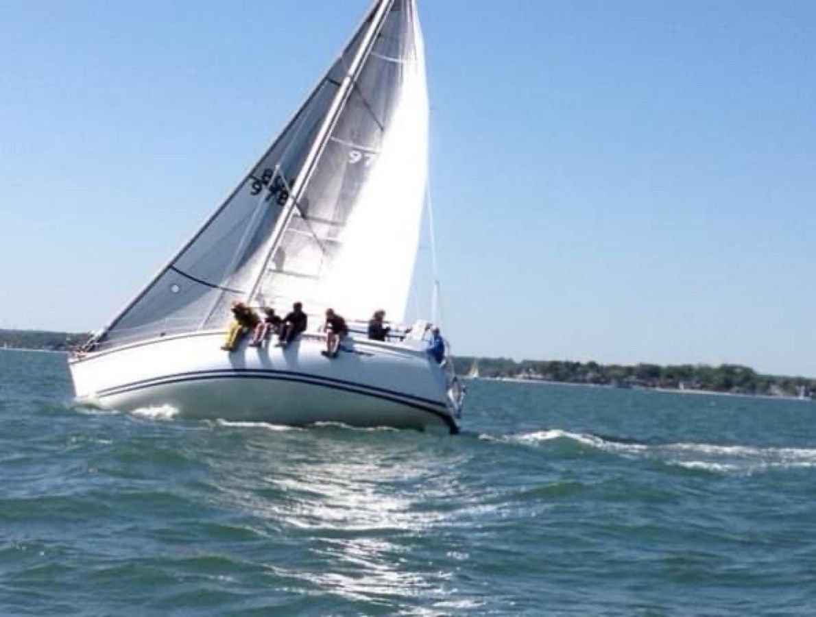 Schock Therapy 33 yacht sale