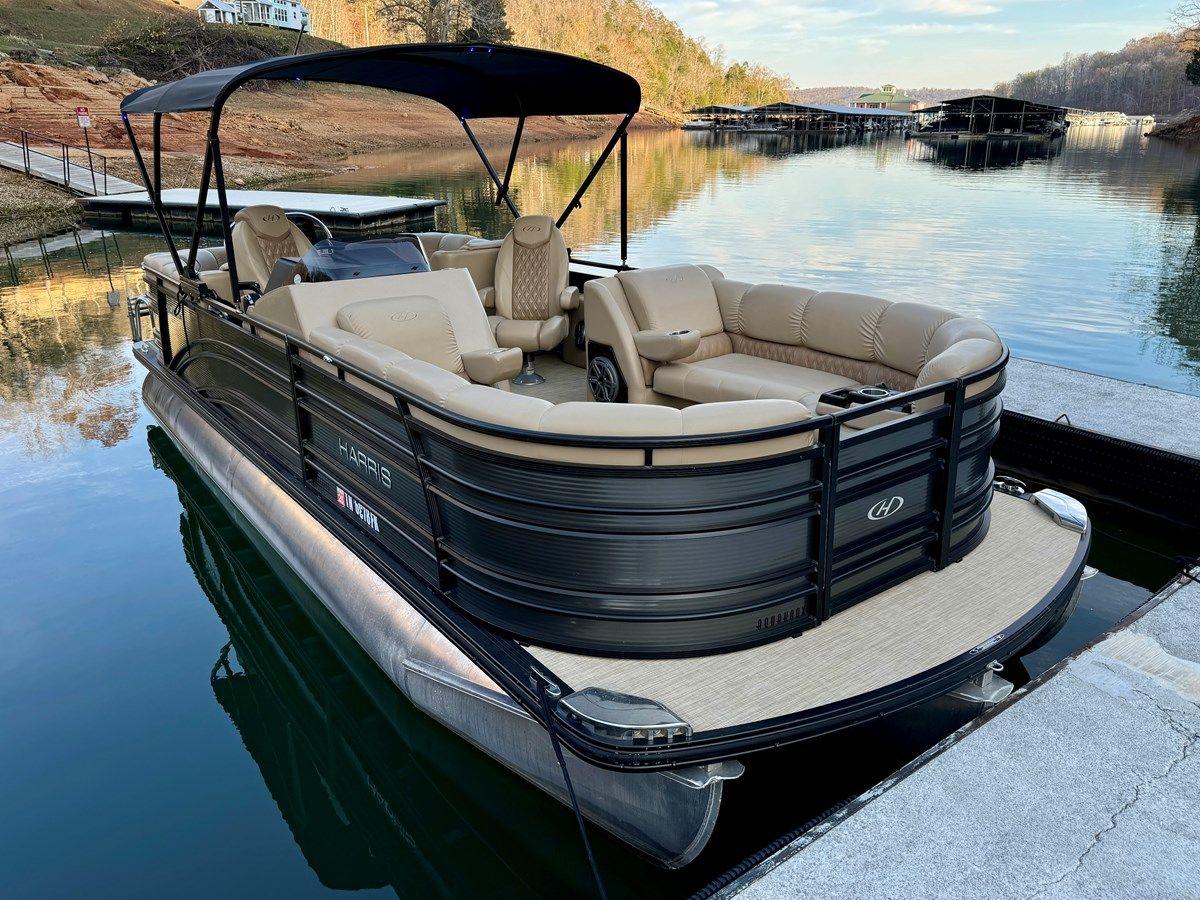 the best price on 019 Harris Solstice 220 CWDH NLSR Solstice 220 CWDH Tritoon