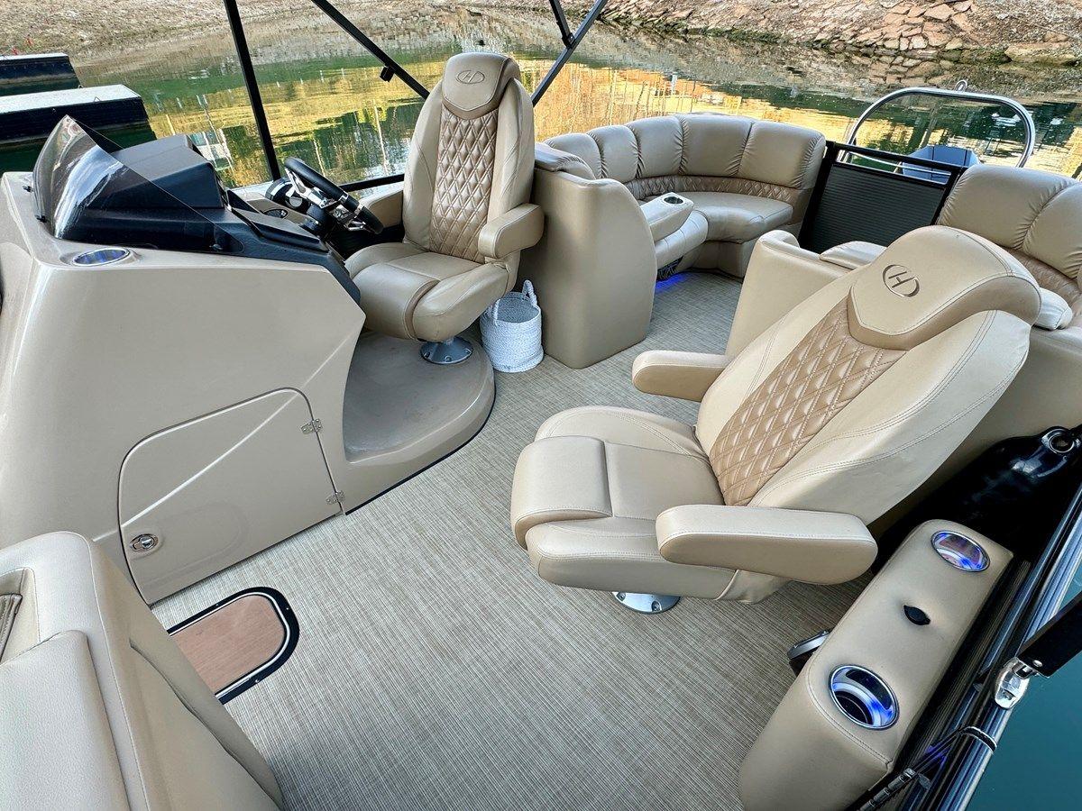 019 Harris Solstice 220 CWDH NLSR - HARRIS yacht sale