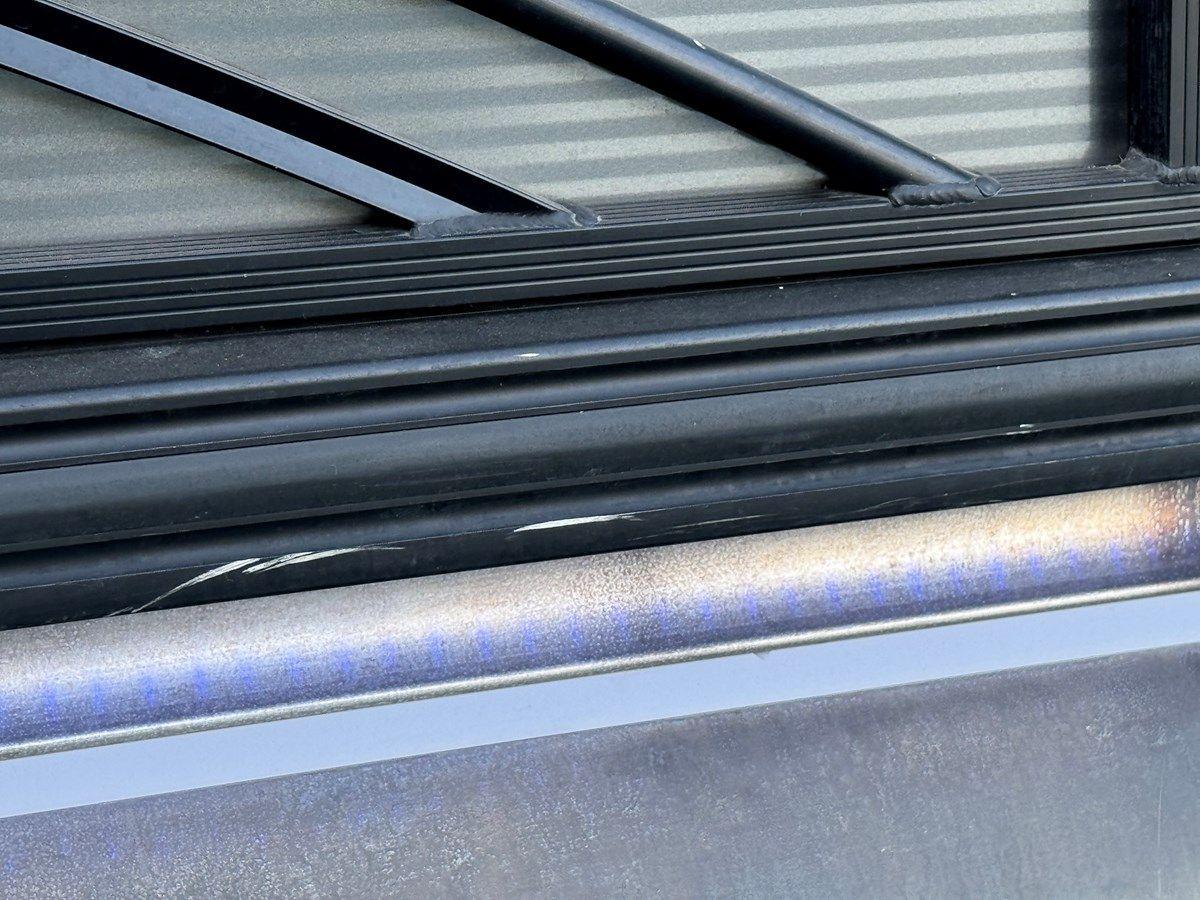 best yacht sales deals 019 Harris Solstice 220 CWDH NLSR 2019