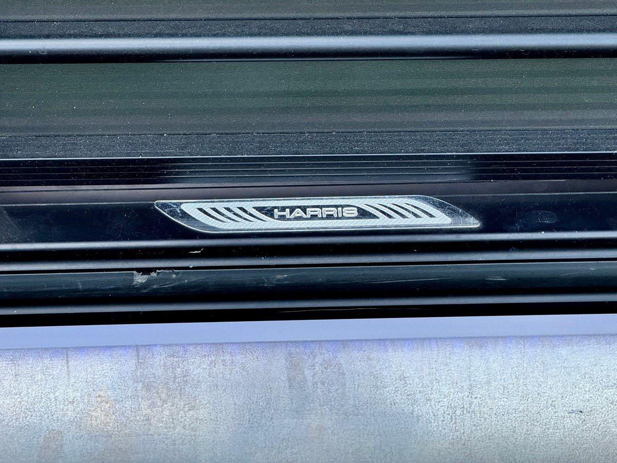 Buy a 019 Harris Solstice 220 CWDH NLSR 26 at Shestakov Yacht Sales