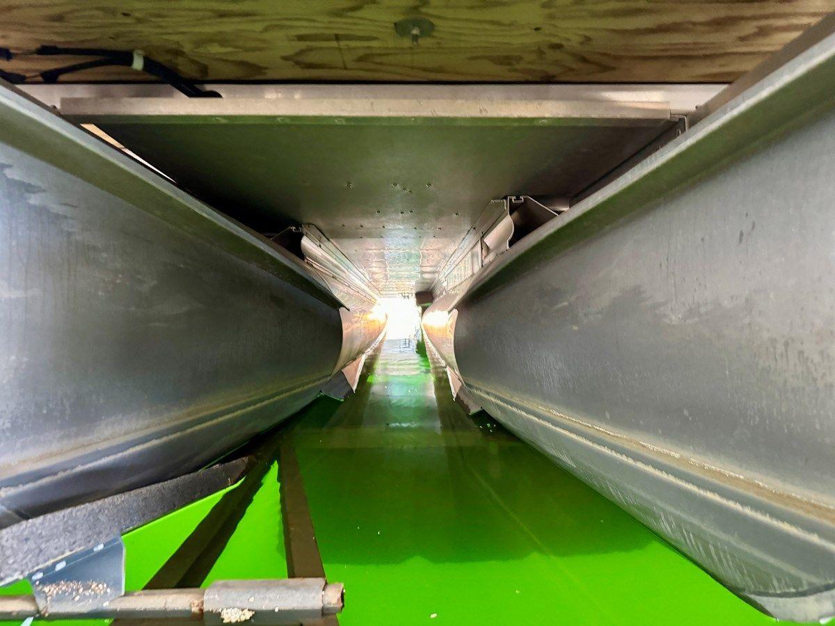 best yacht sales deals 019 Harris Solstice 220 CWDH NLSR