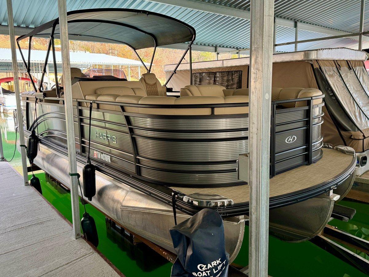 019 Harris Solstice 220 CWDH NLSR 26 yacht sale