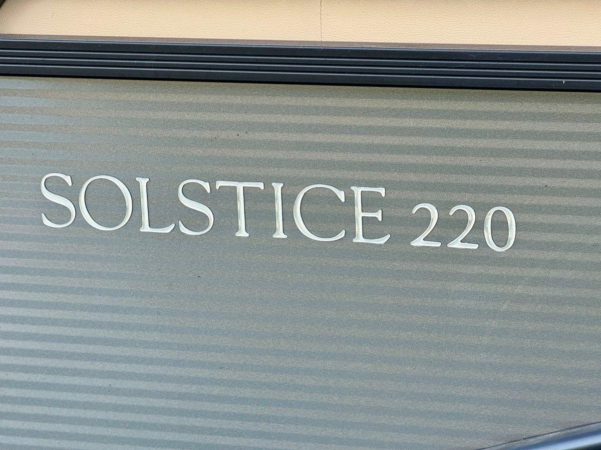 019 Harris Solstice 220 CWDH NLSR - HARRIS yacht sale