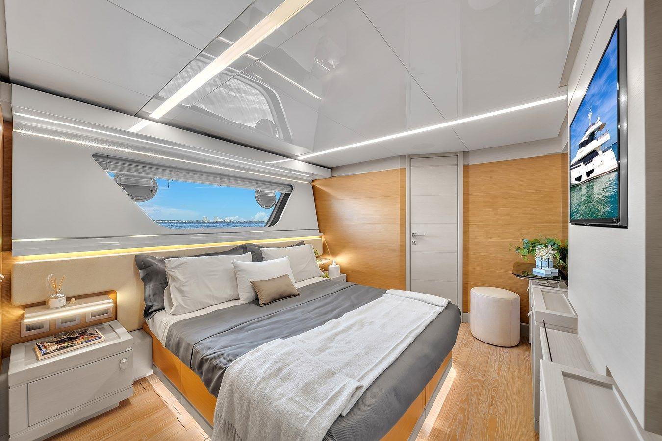 2015 Custom Line Navetta 28 - Custom Line price