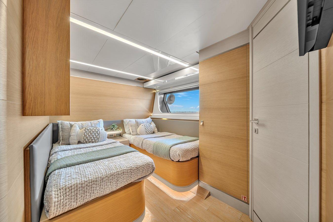 Buy a 2015 Custom Line Navetta 28 at Shestakov Yacht Sales