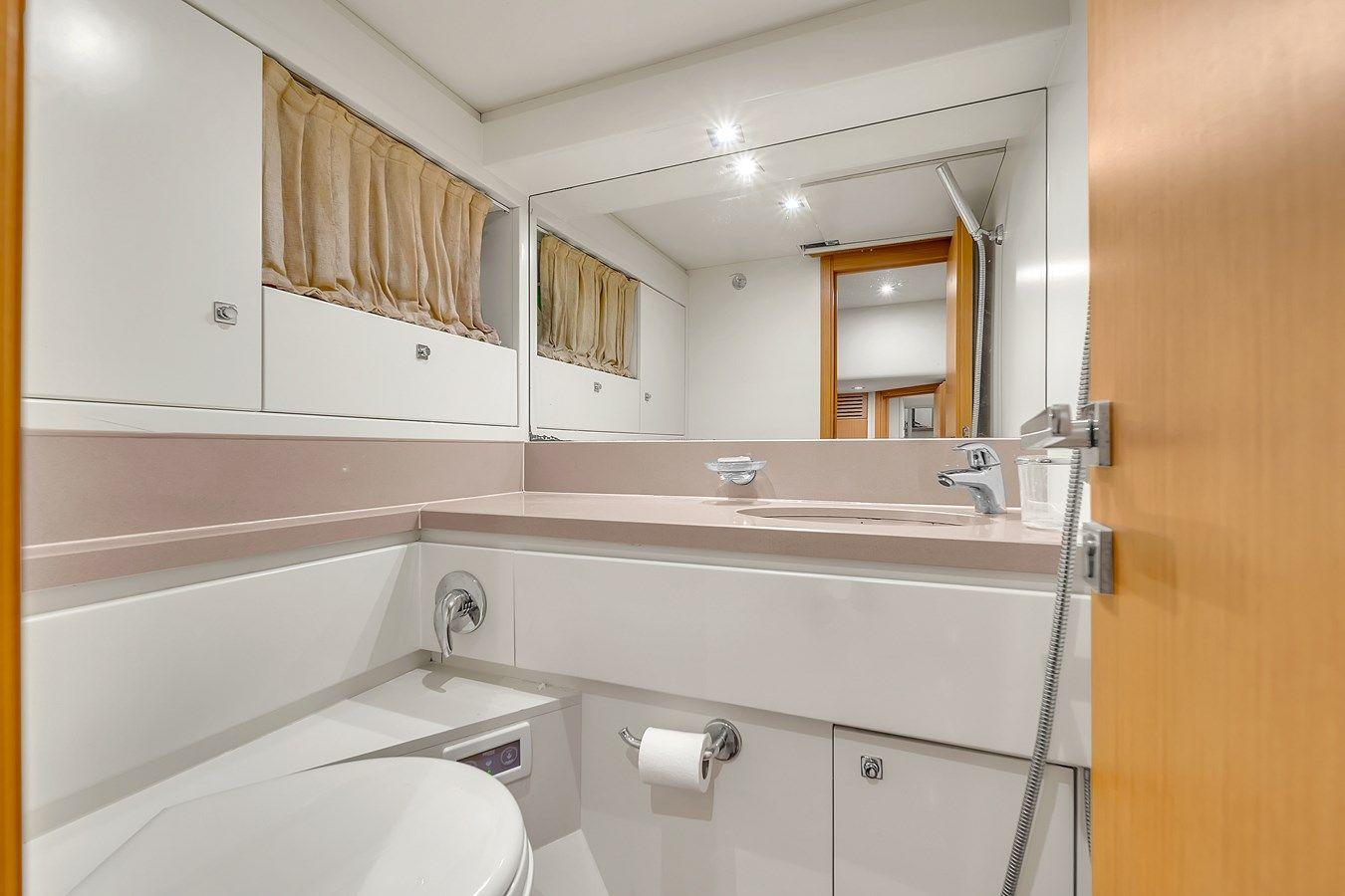 2015 Custom Line Navetta 28 92 price