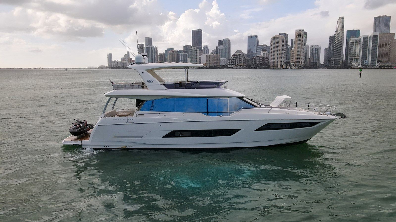 Buy a yacht Yachtooma