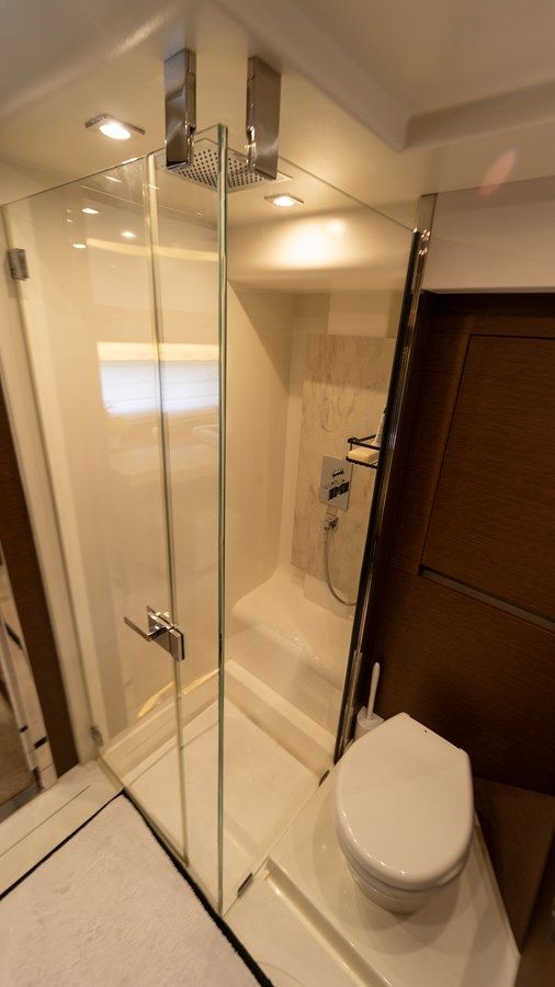 Buy a yacht Yachtooma Prestige 680