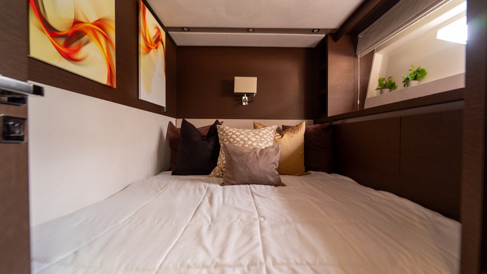 Yachtooma Prestige 680 price