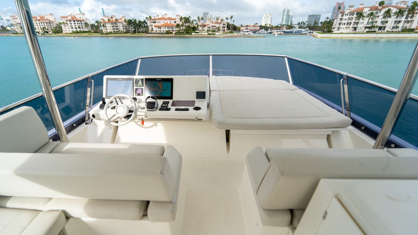 Yachtooma - PRESTIGE