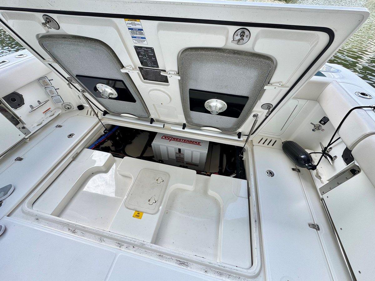 Two Roses - Boston Whaler yacht sale