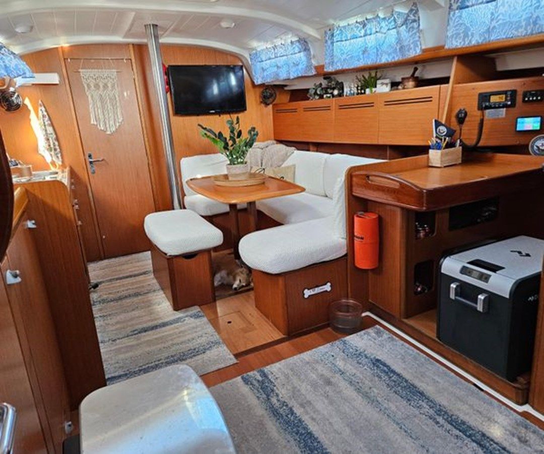 the best price on 2005 Beneteau Cyclades 43 Cyclades 43