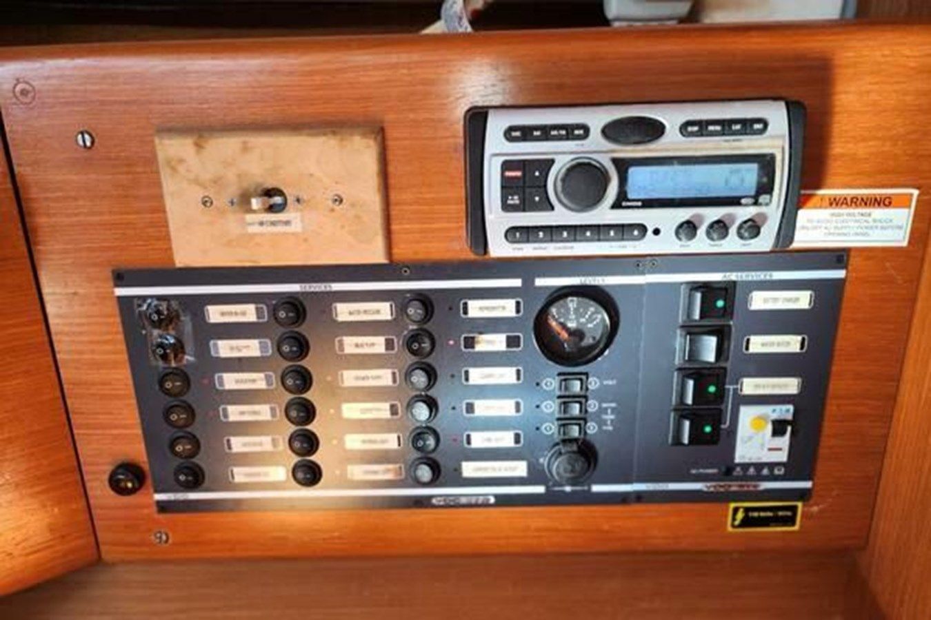 best yacht sales deals 2005 Beneteau Cyclades 43