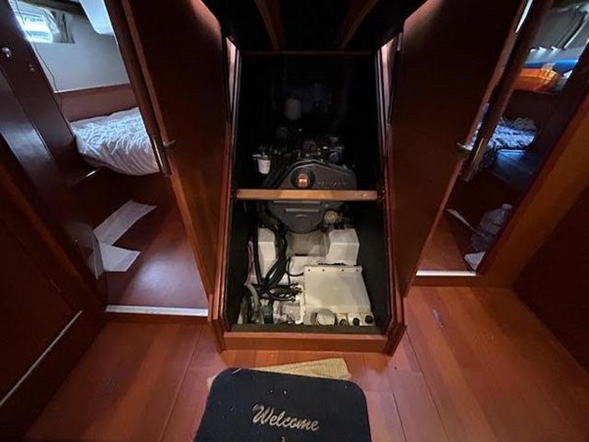 Buy a yacht 2016 Beneteau Oceanis 45 2016