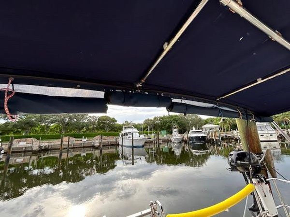 Buy a 2016 Beneteau Oceanis 45 - Beneteau at Shestakov Yacht Sales