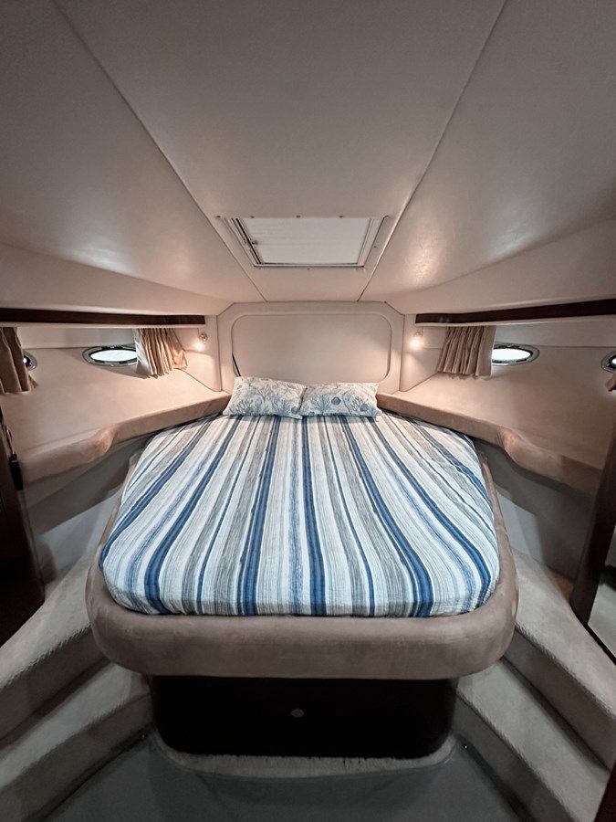 Buy a Happy Hour - SEA RAY at Shestakov Yacht Sales