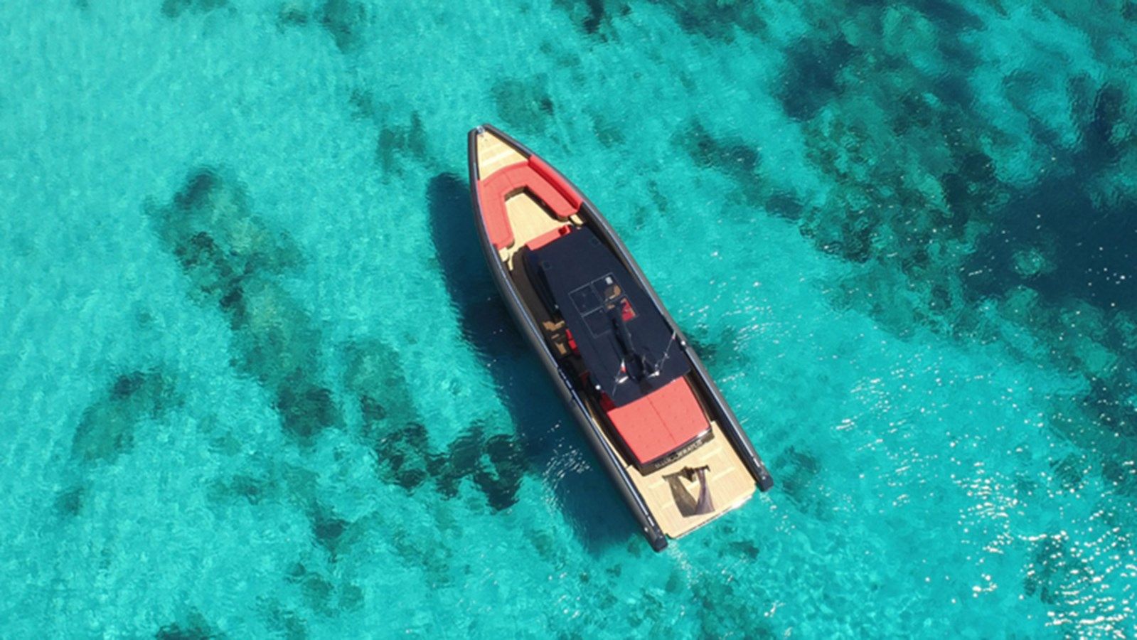 the best price on Black Shiver 140