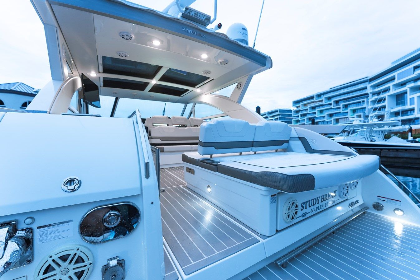 Buy a 2020 Formula 43 430 Super Sport Crossover at Shestakov Yacht Sales