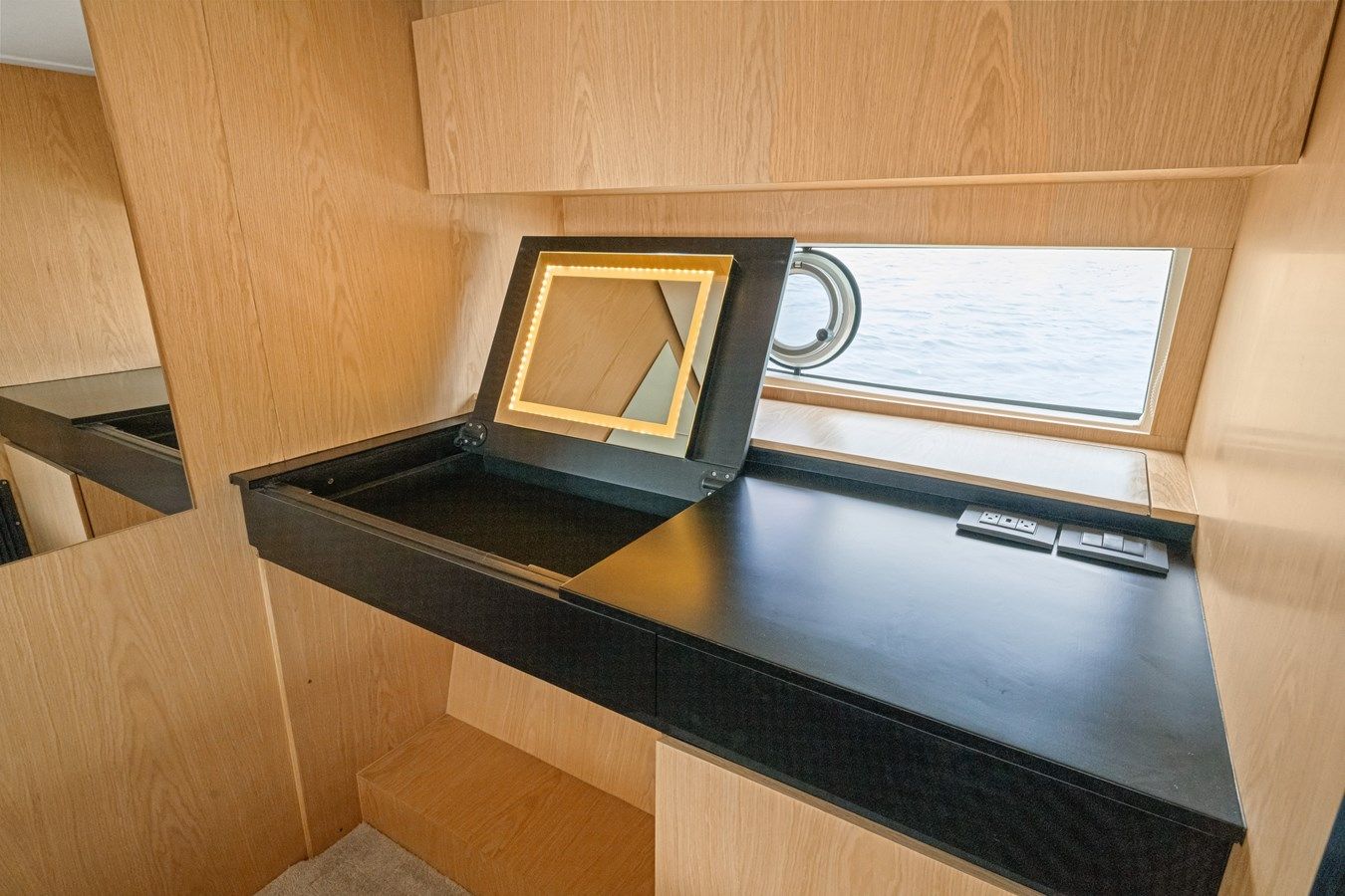 Купить OKEAN 52 - OKEAN YACHTS