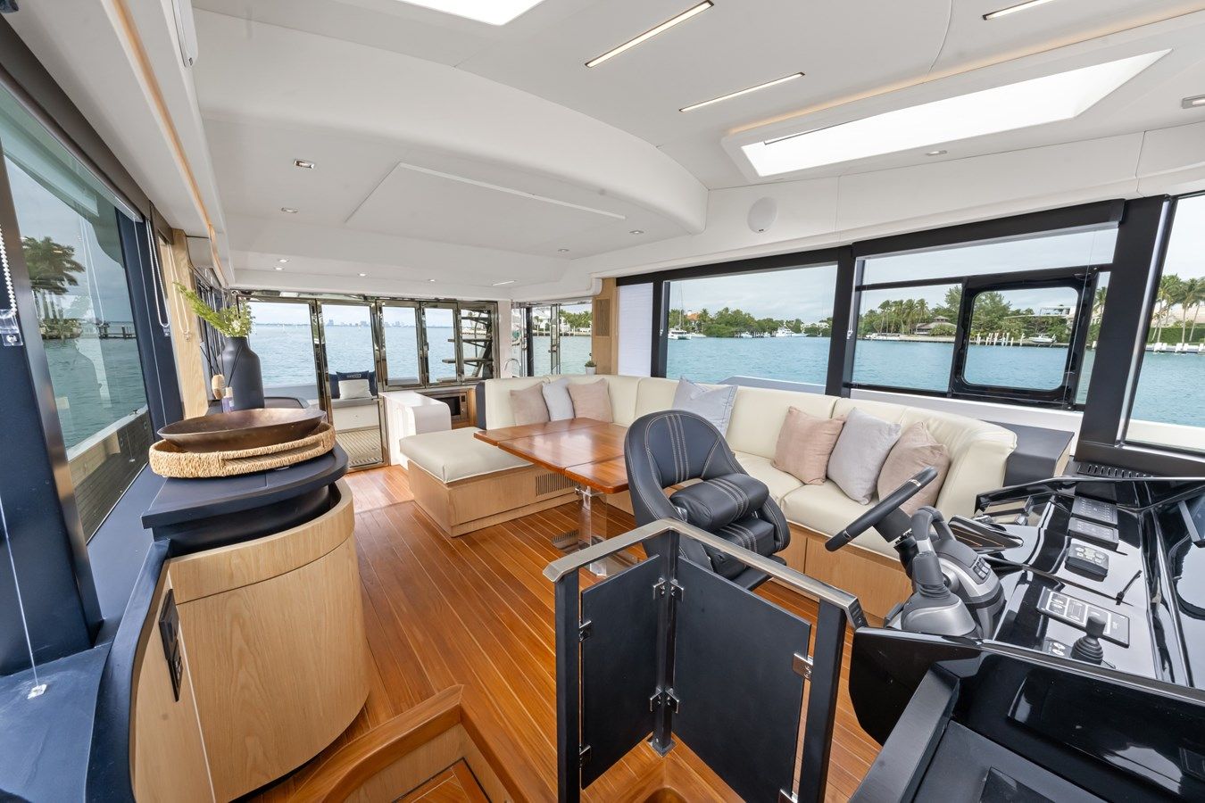 Стоимость яхты OKEAN 52 52