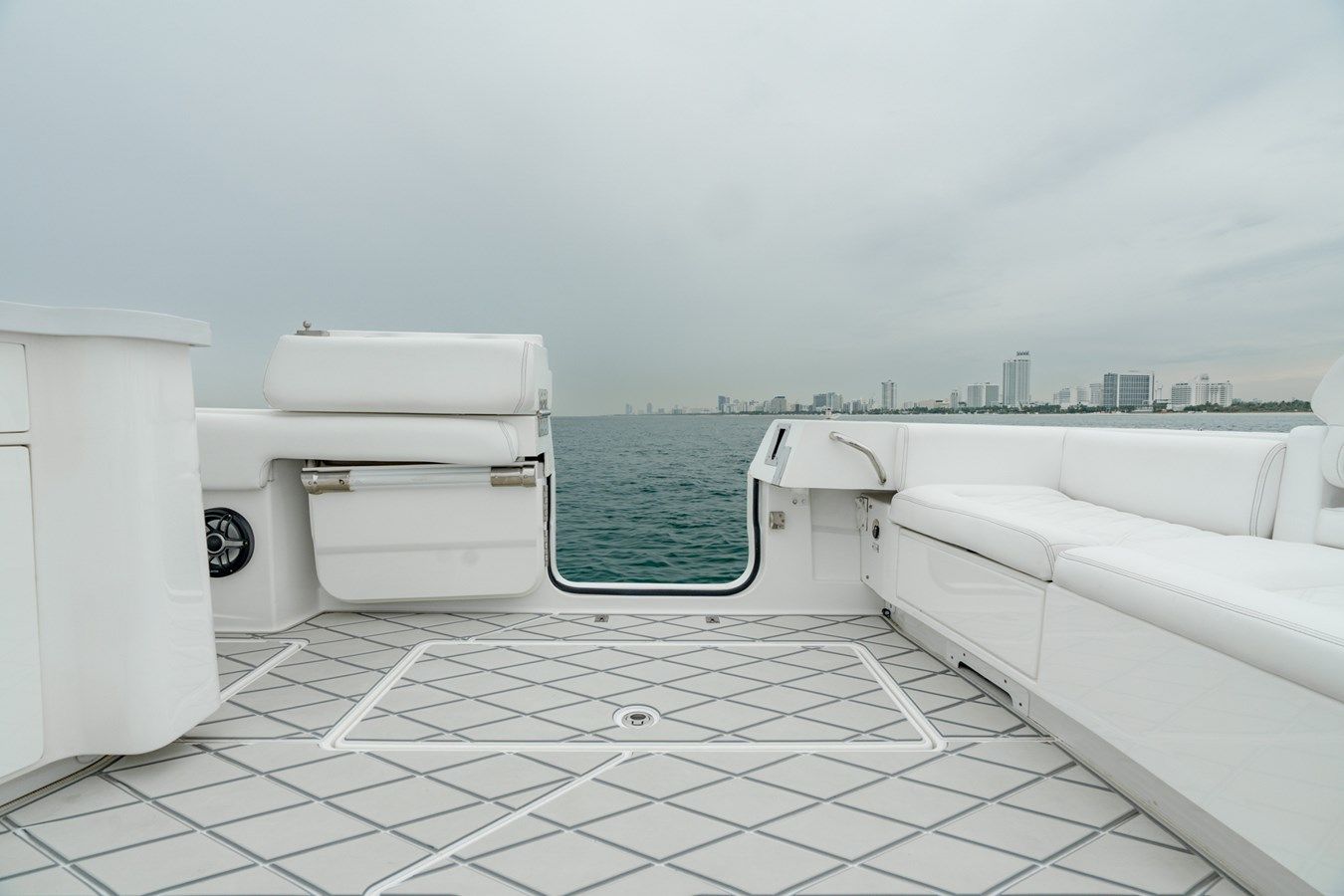 M-SEA Suenos HCB price