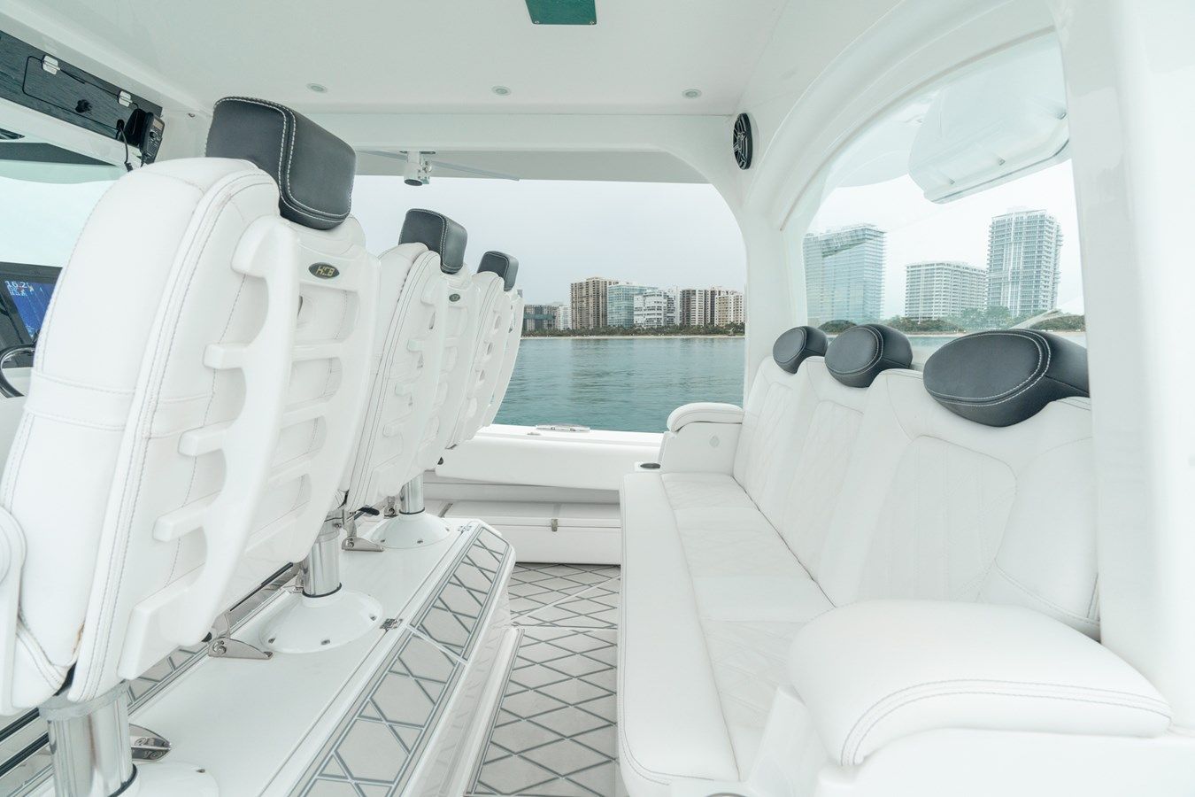 Buy a yacht M-SEA