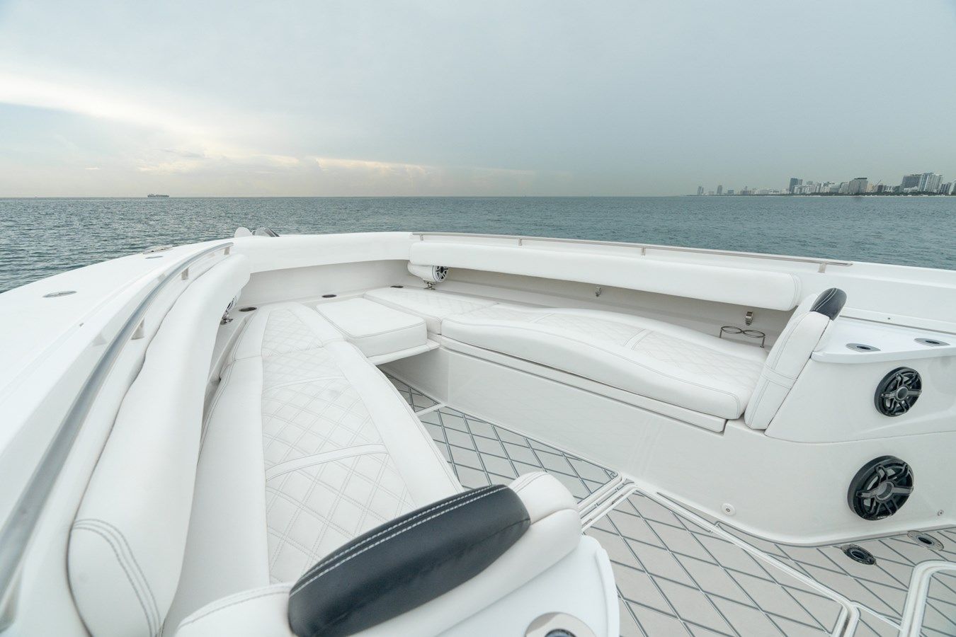 M-SEA - HCB yacht sale