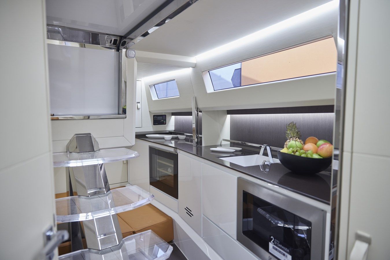 Buy a yacht REAPER 7 R4+