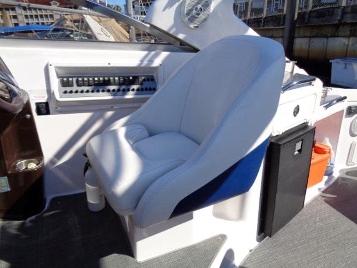 Buy a 3060 Window Express 3060 Window Express at Shestakov Yacht Sales