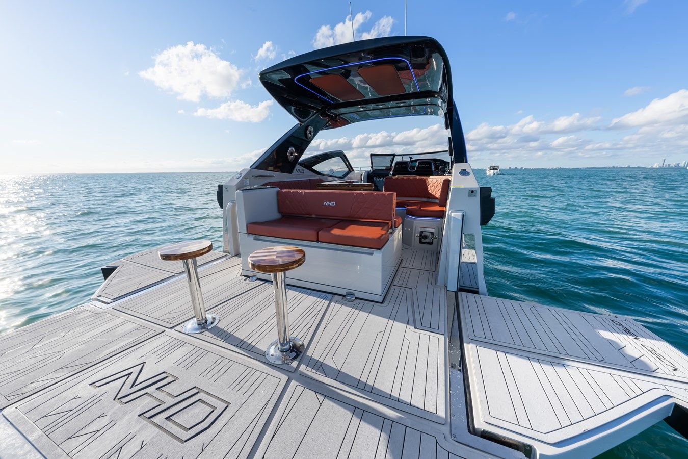 Buy a yacht NHD 325 325