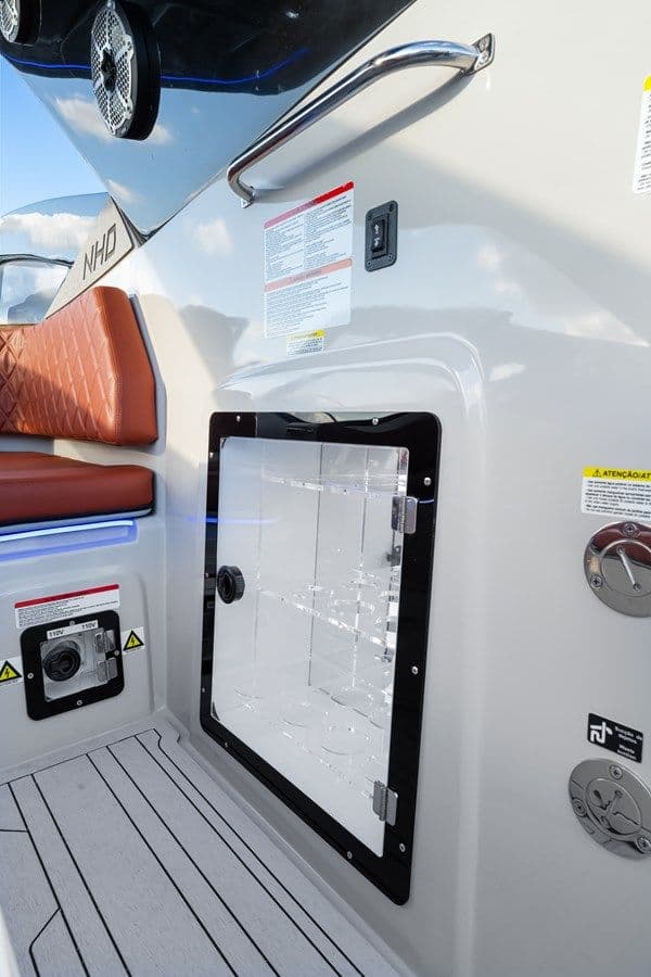 Buy a NHD 325 33 at Shestakov Yacht Sales