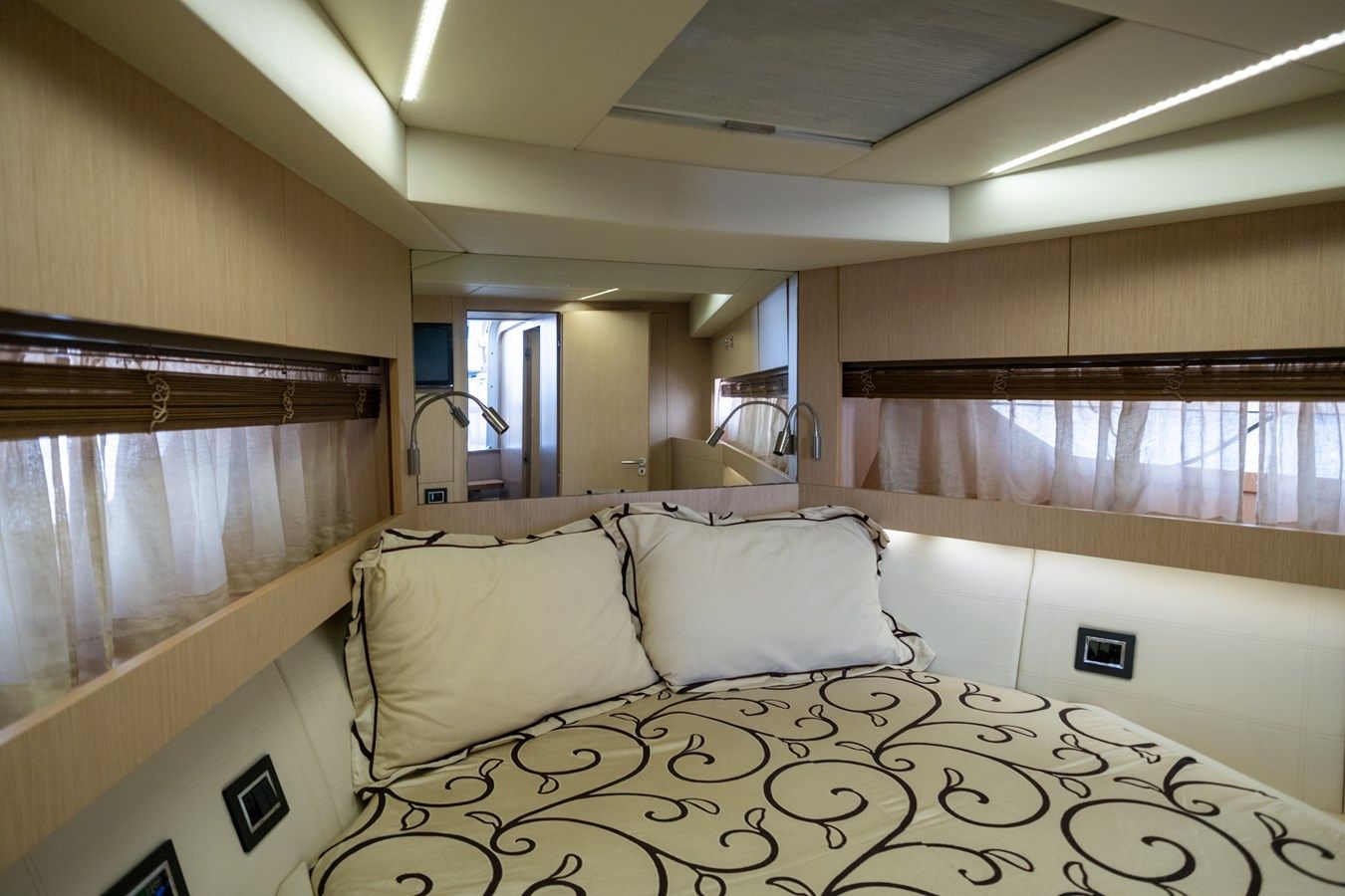 Купить яхту S&PZ - AUSTIN PARKER в Shestakov Yacht Sales