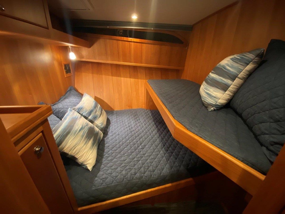 Лучшая цена на Generation III Mikelson 45 Sportfisher 46