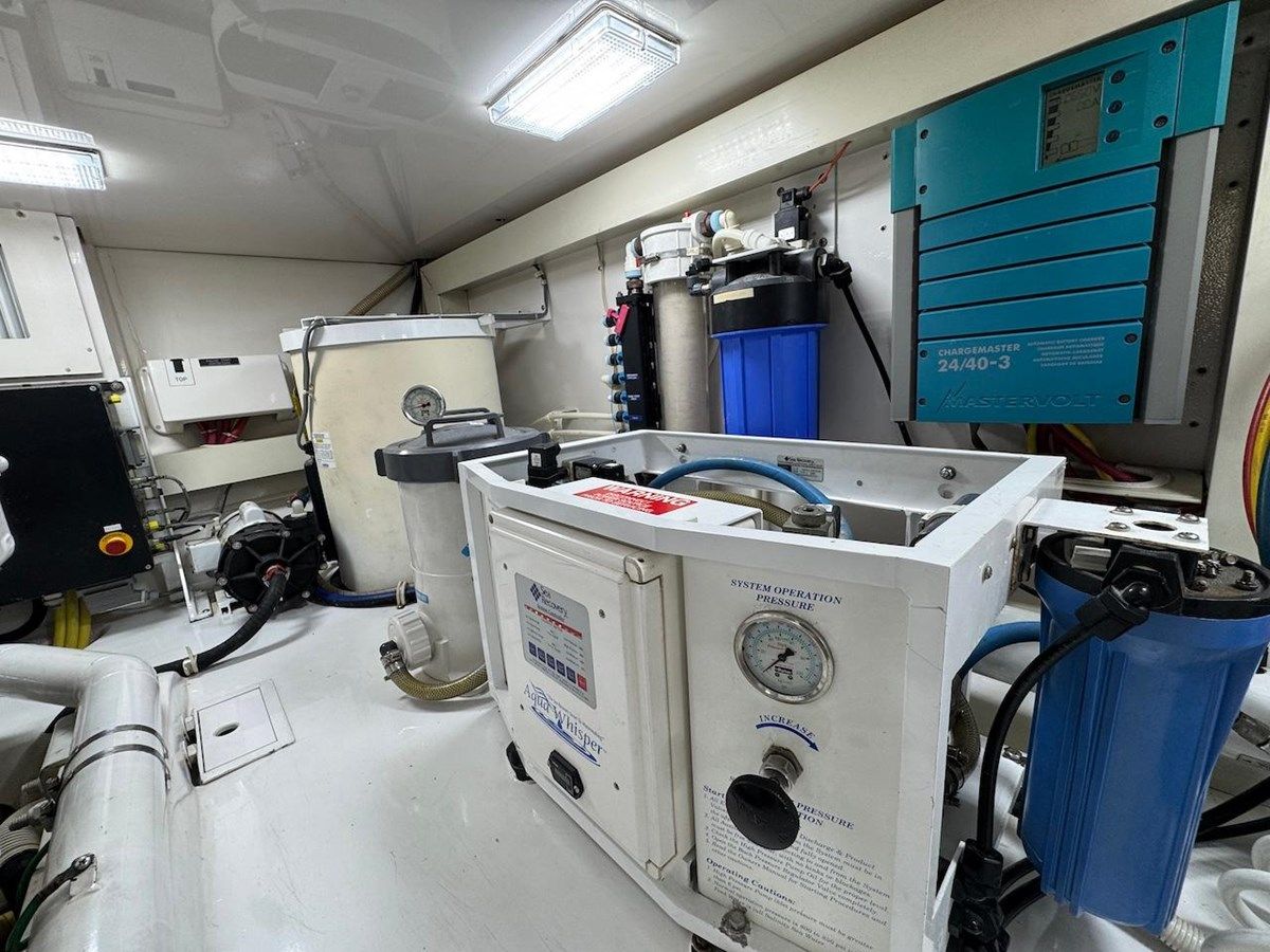 Buy a yacht Daniela 52 Convertible