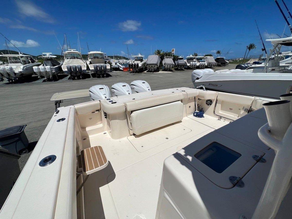 Buy a yacht Grady-White 37 376