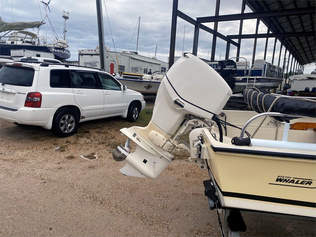 Купить 17 BOSTON WHALER 1976 17