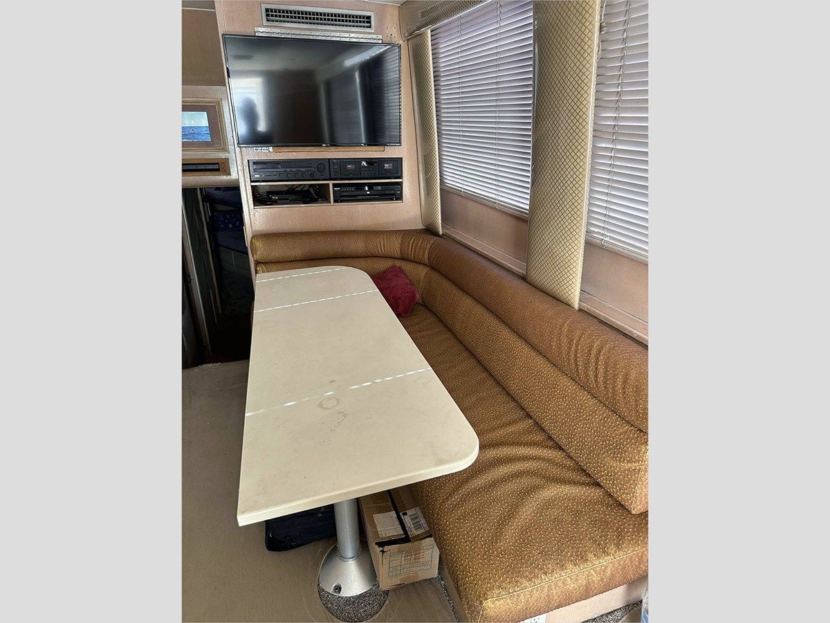 54 HATTERAS 1994 - Hatteras yacht sale