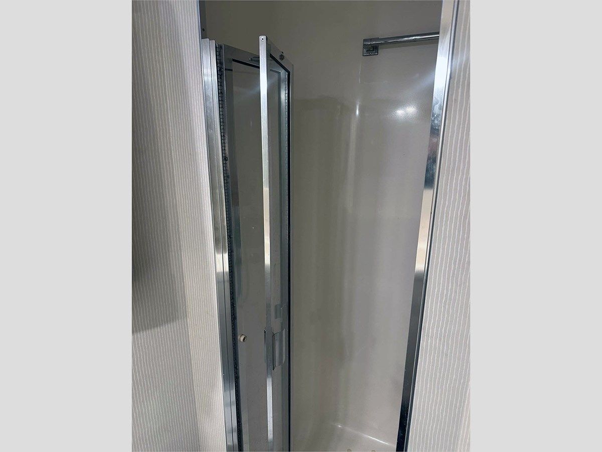 Buy a 54 HATTERAS 1994 54 at Shestakov Yacht Sales