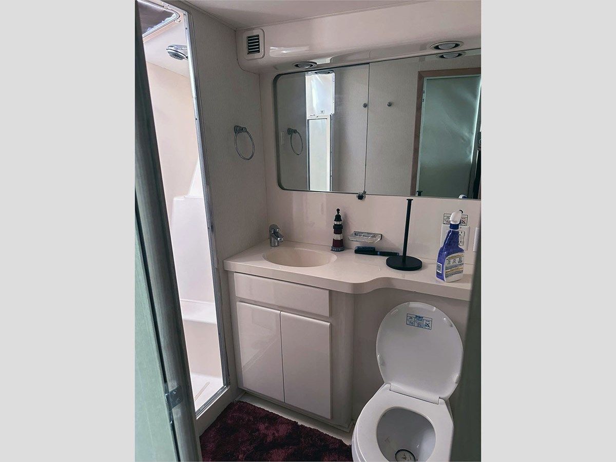 54 HATTERAS 1994 54 yacht sale