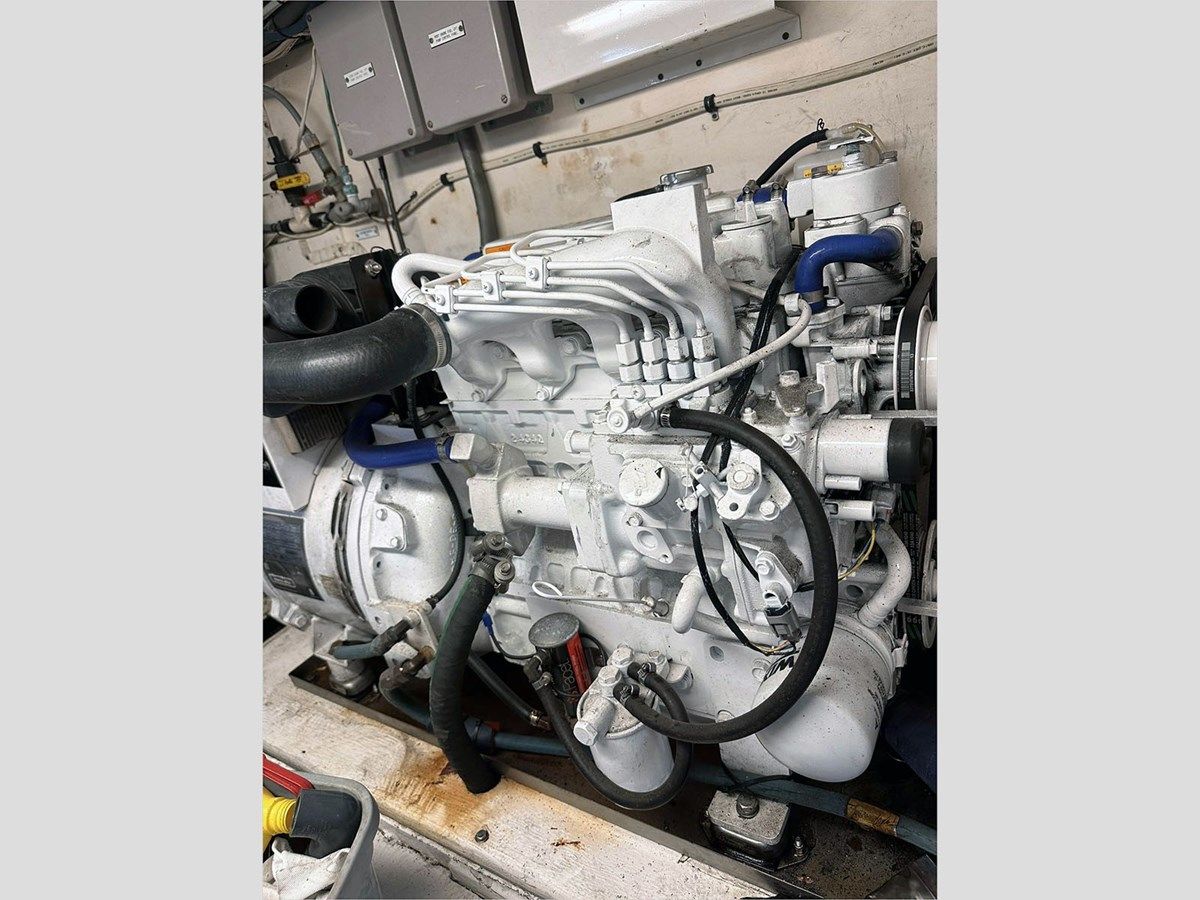 best yacht sales deals 54 HATTERAS 1994 - Hatteras