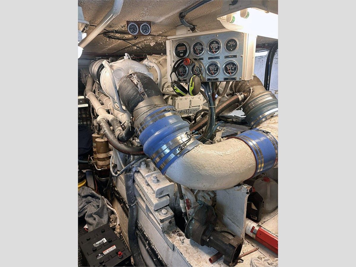 54 HATTERAS 1994 54 price