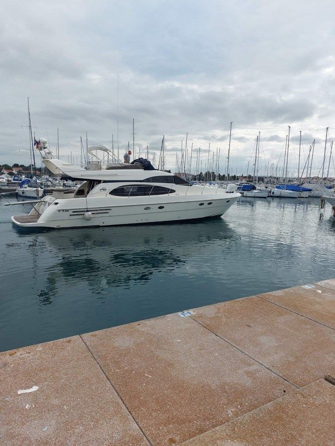 Лучшая цена на Fame One