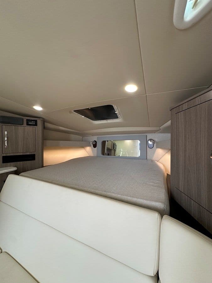 Regal 35 Sport Coupe - Regal yacht sale